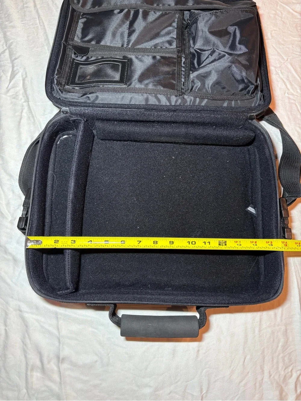 Kensington Black Laptop Briefcase with Adjustable Shoulder Strap
